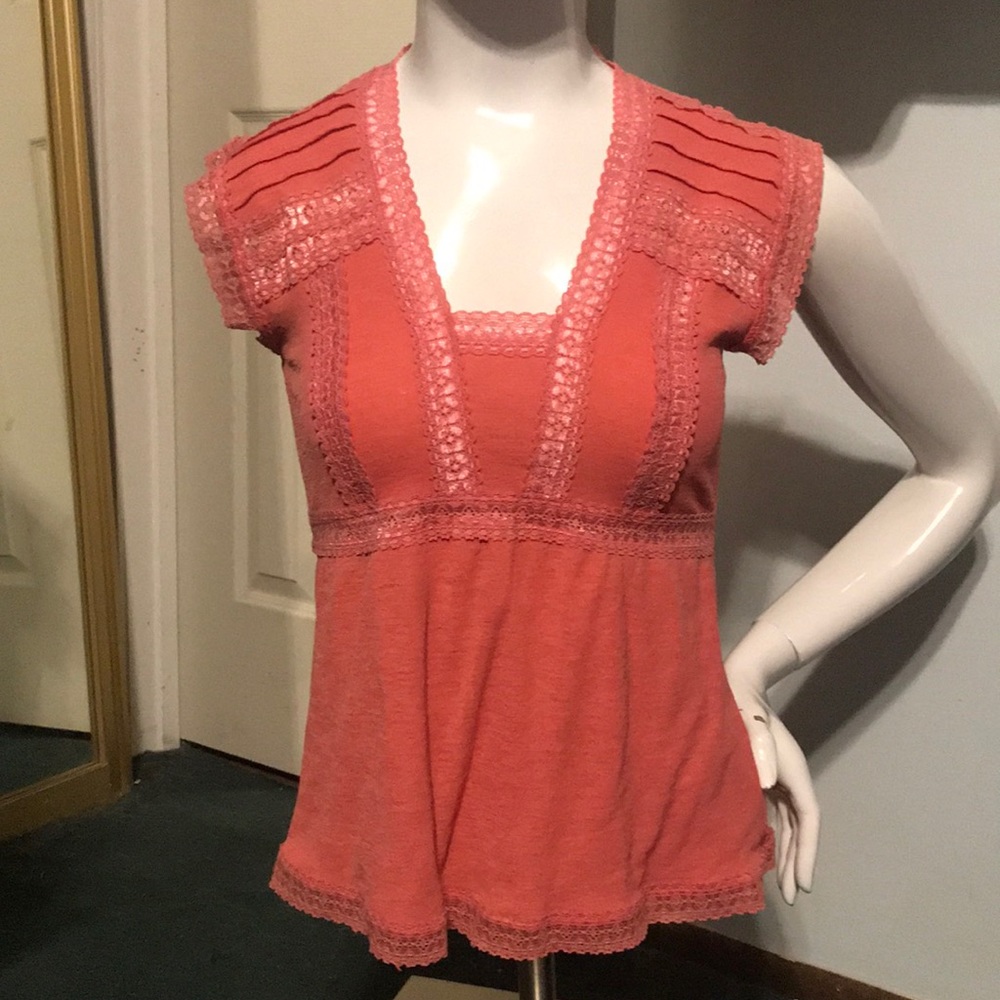 Coral lace IVORY top